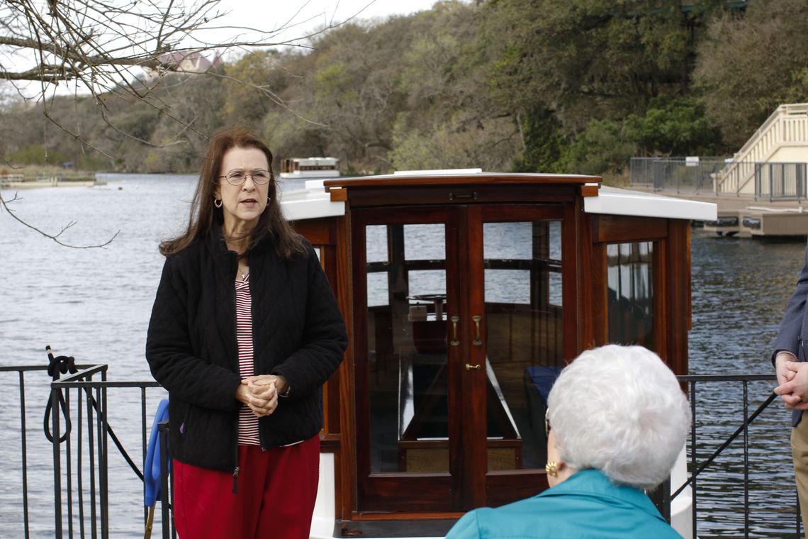 Iconic glass bottom boat returned to lake’s fleet