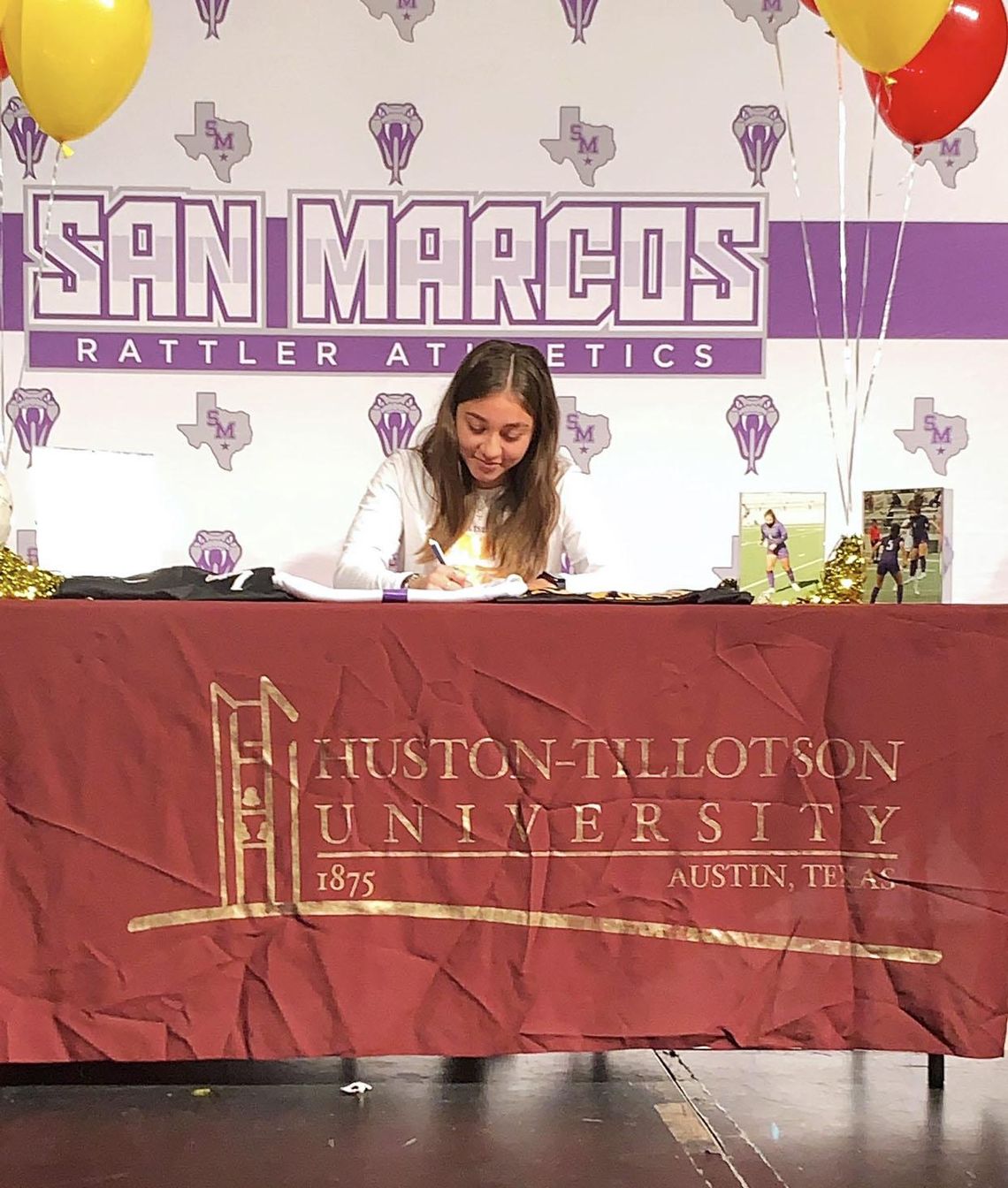 Izabella Olivo signs letter of intent with Huston-Tillotson