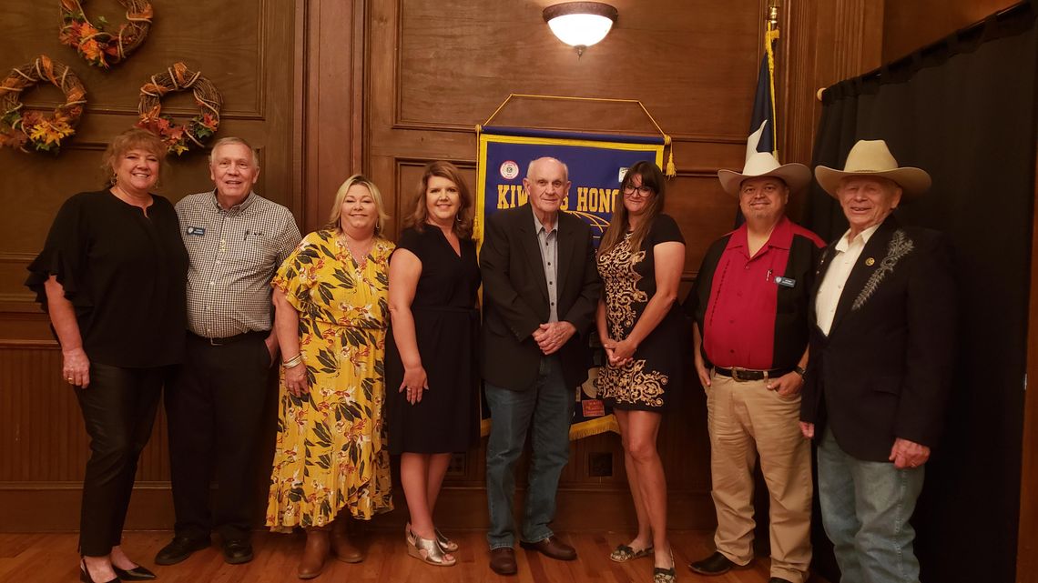 Kiwanis Club of San Marcos hosts annual banquet