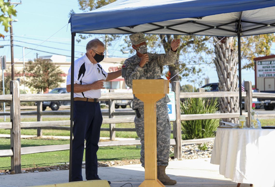 Kyle residents honor veterans with ceremony, parade Kyle residents honor veterans with ceremony, parade