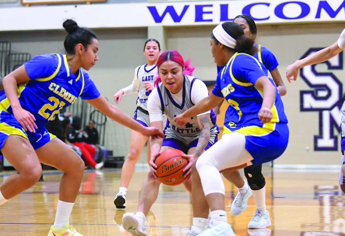 Lady Rattlers blowout Clemens as Tobias surpasses 1,000 career points