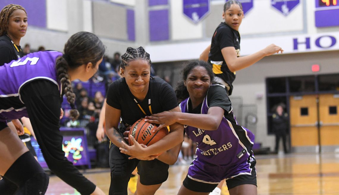 Lady Rattlers comeback falls short against East Central