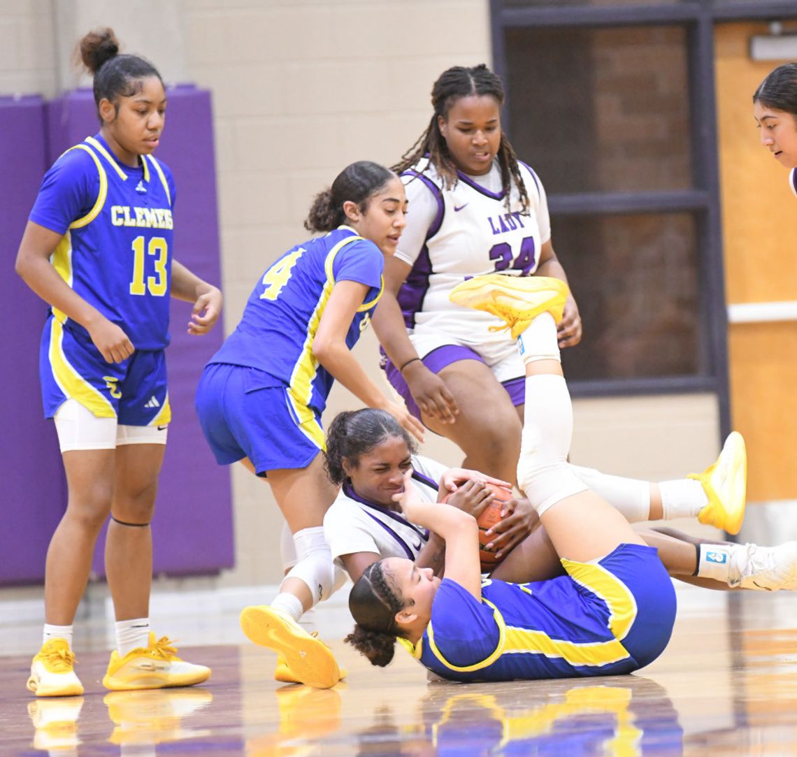 Lady Rattlers dominate Clemens for third consecutive win in district play