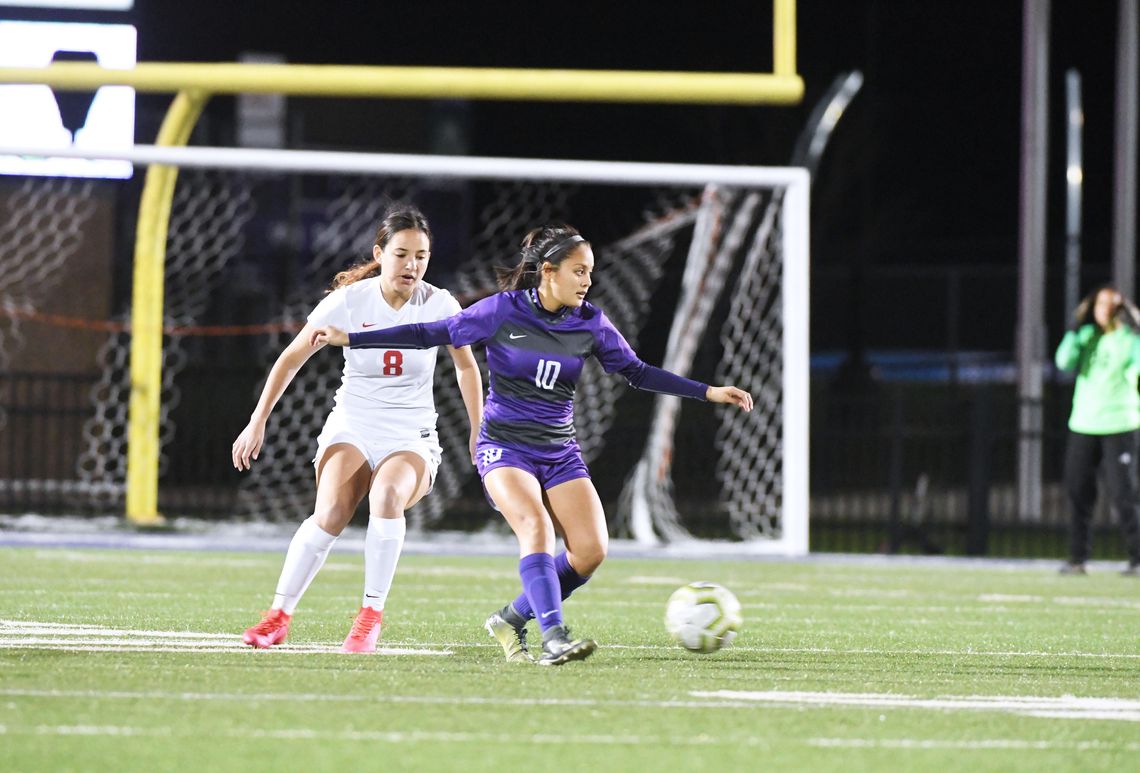 Lady Rattlers fall at home to New Braunfels Canyon