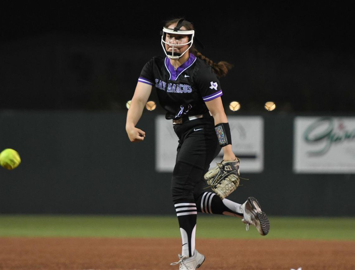 Lady Rattlers take district opener in close win