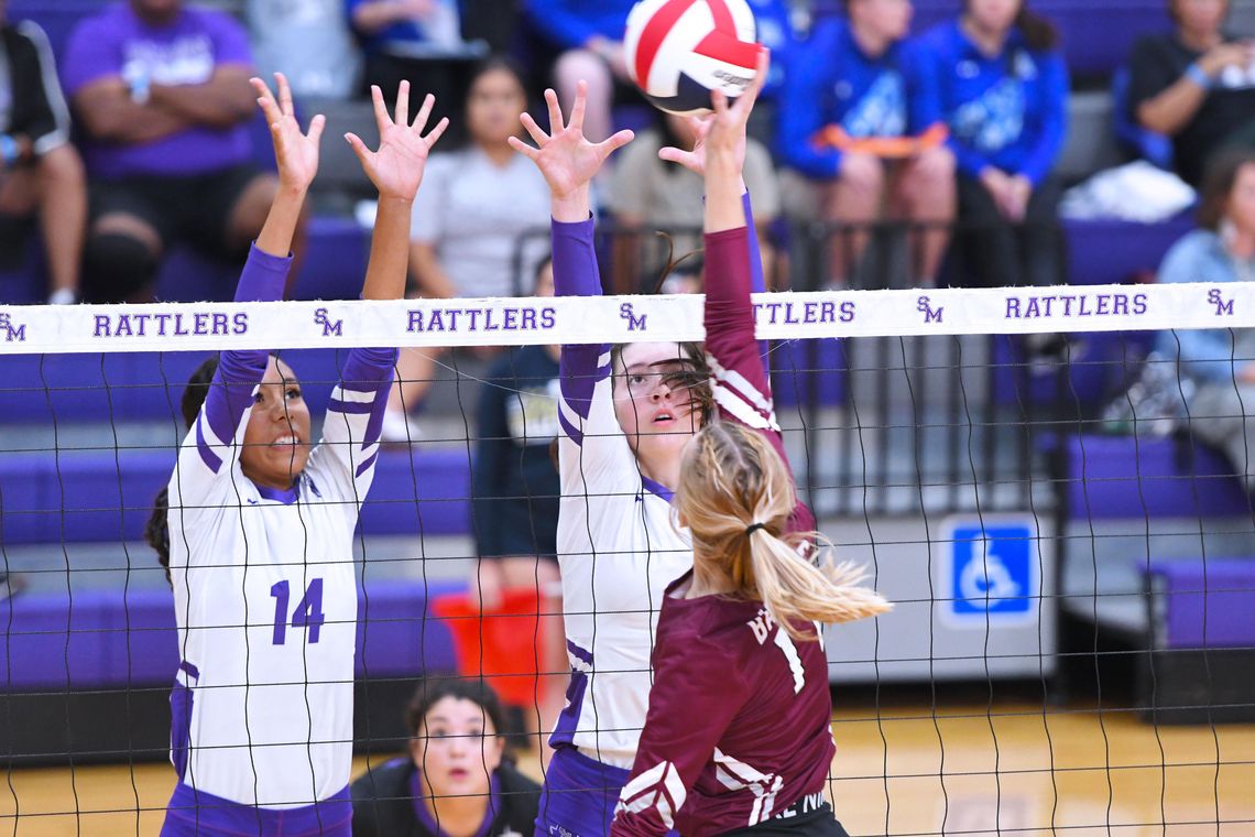 Lady Rattlers win third-straight match, sweep Patriots 3-0