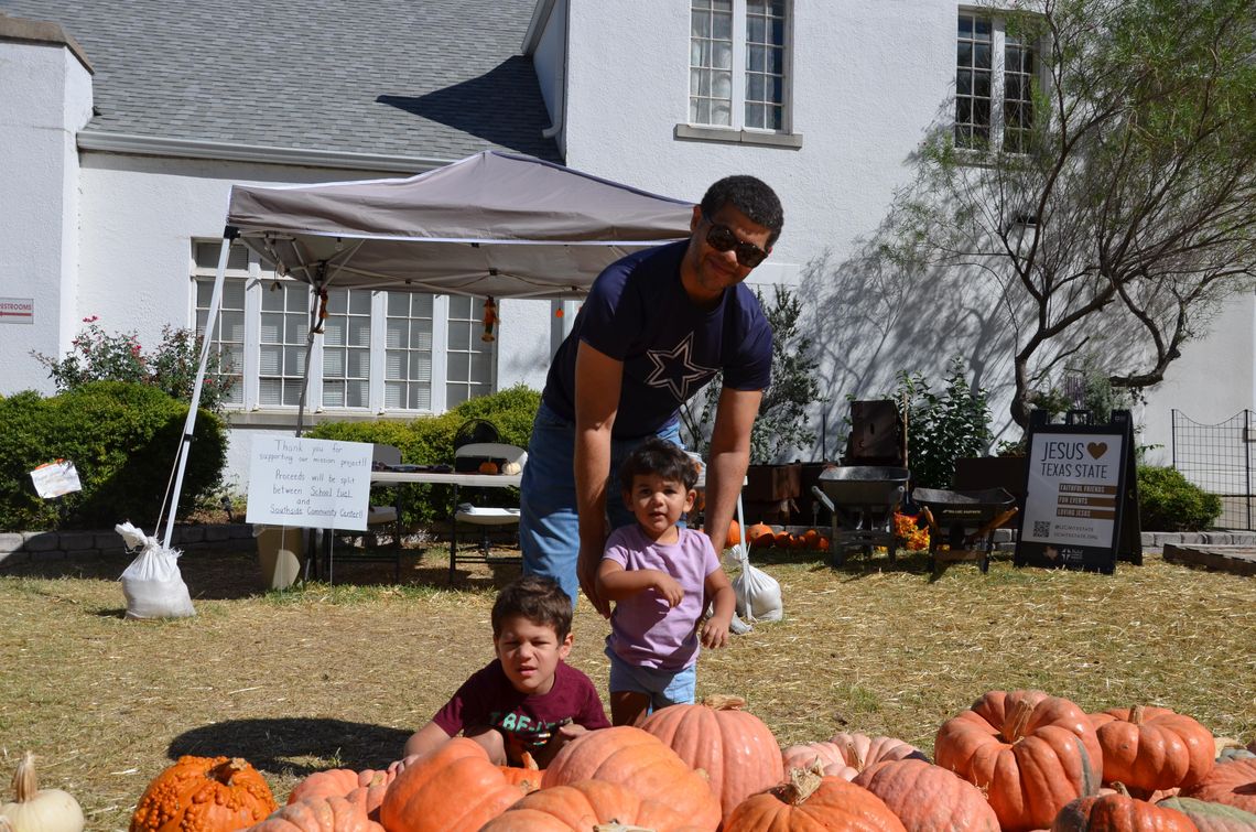 PICK OF THE PATCH: First United Methodist Church's annual pumpkin patch draws crowds