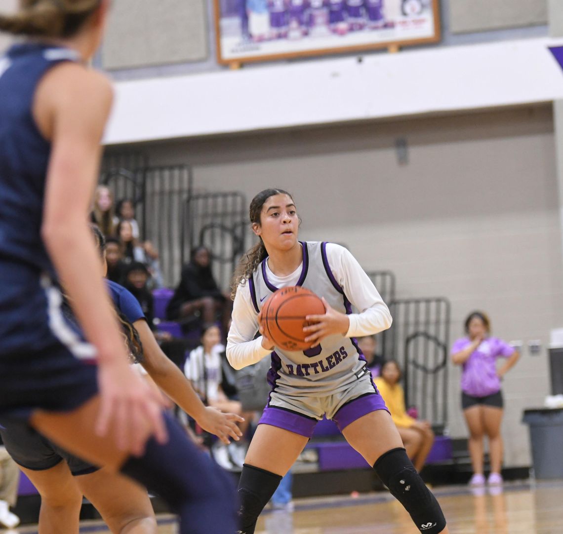 Rattlers and Lady Rattlers hit the hardwood as teams look to make an impact for playoffs