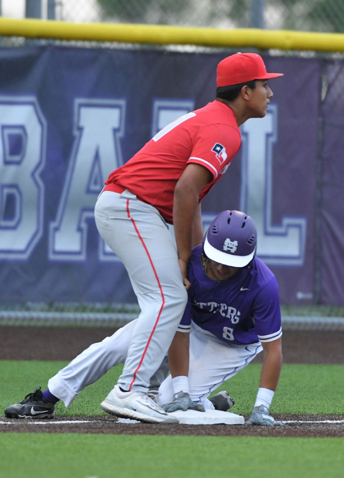 Rattlers battle for Bi-District Championship