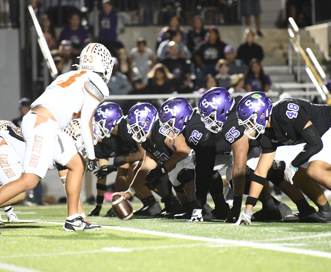 Rattlers battle the defending state champs at the Alamodome