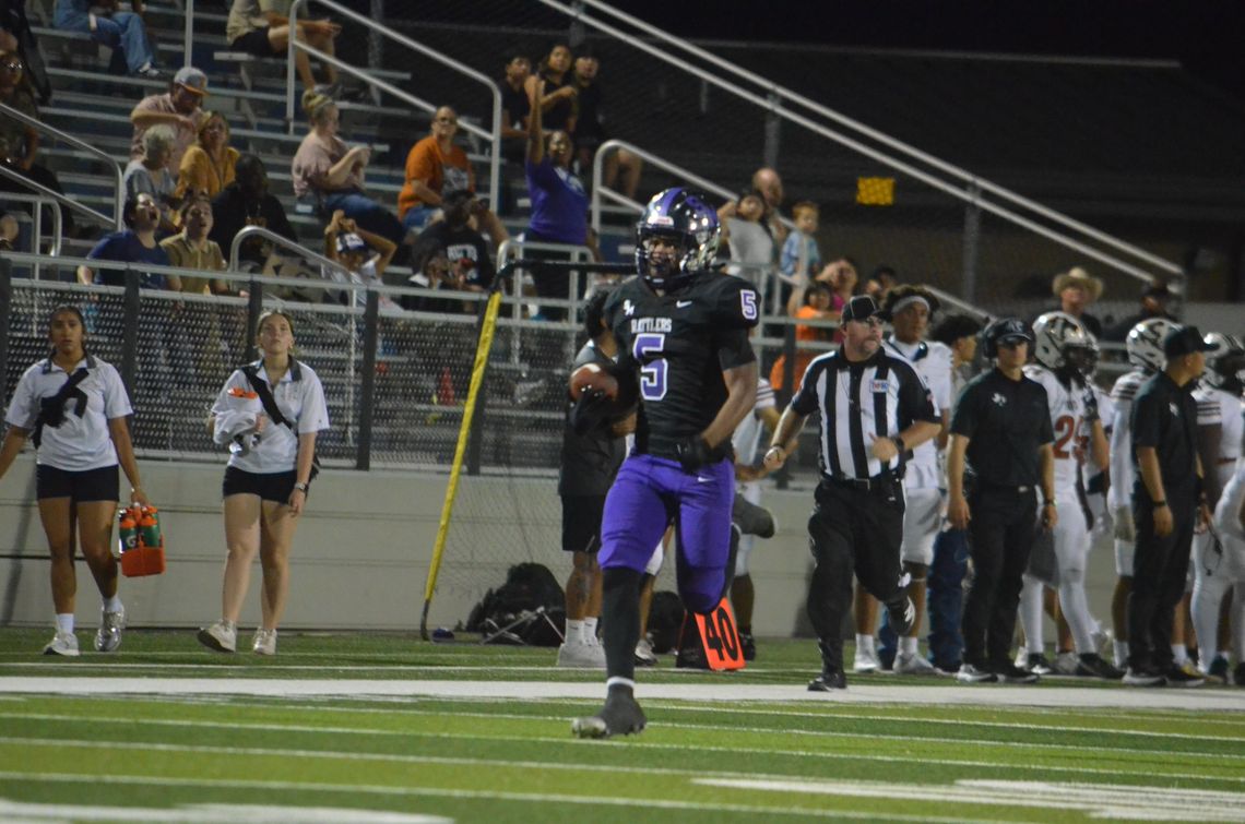 Rattlers defeat Hutto to snap 21-game losing streak while rushing for 270 yards
