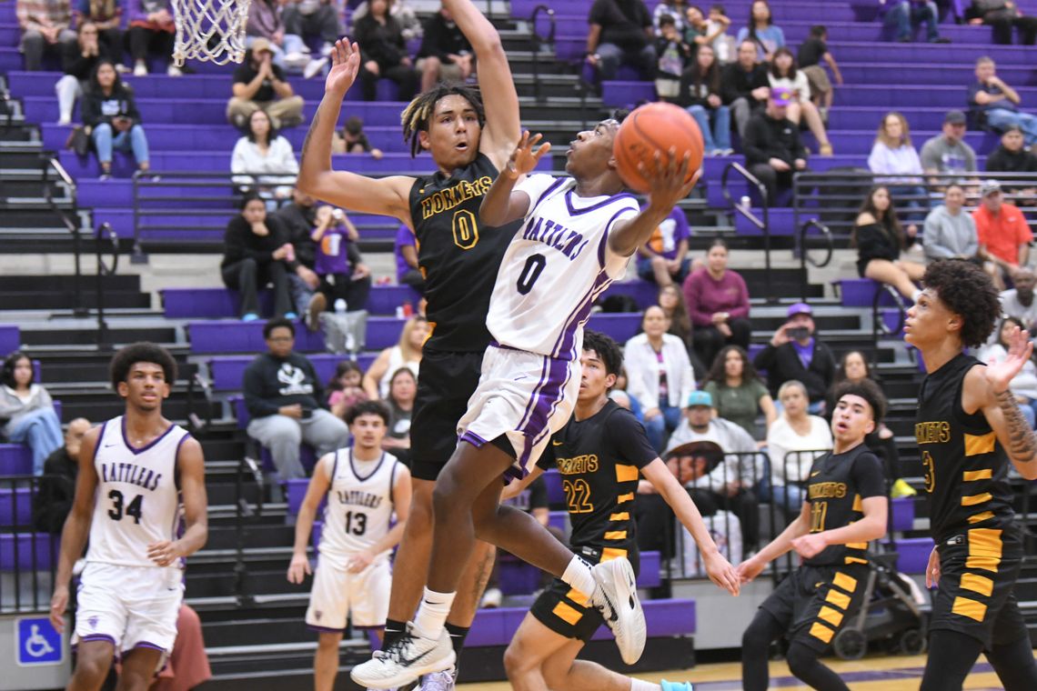 Rattlers drop district game against No. 9 Judson