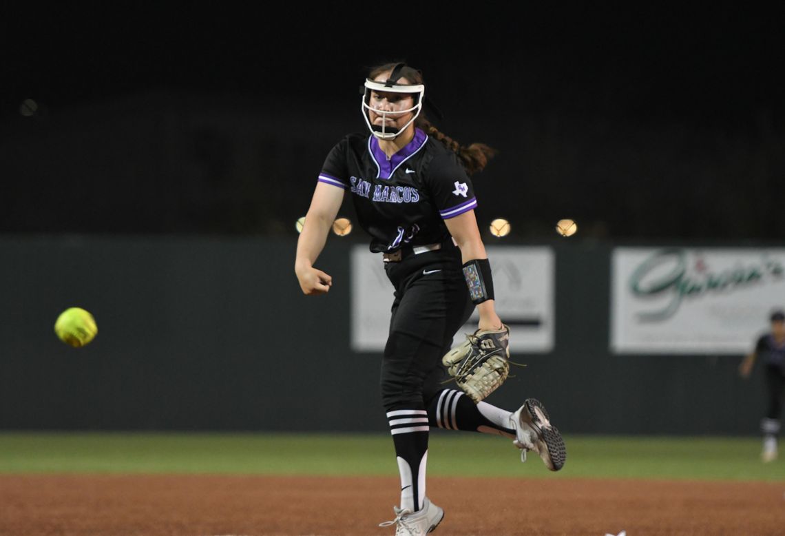 Rattlers fall in pitchers duel to Vista Ridge