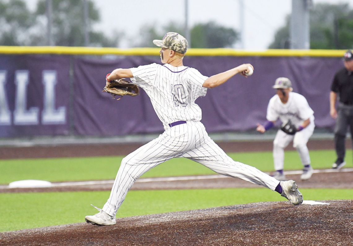 Rattlers fall to Laredo Alexander despite Game 2 victory