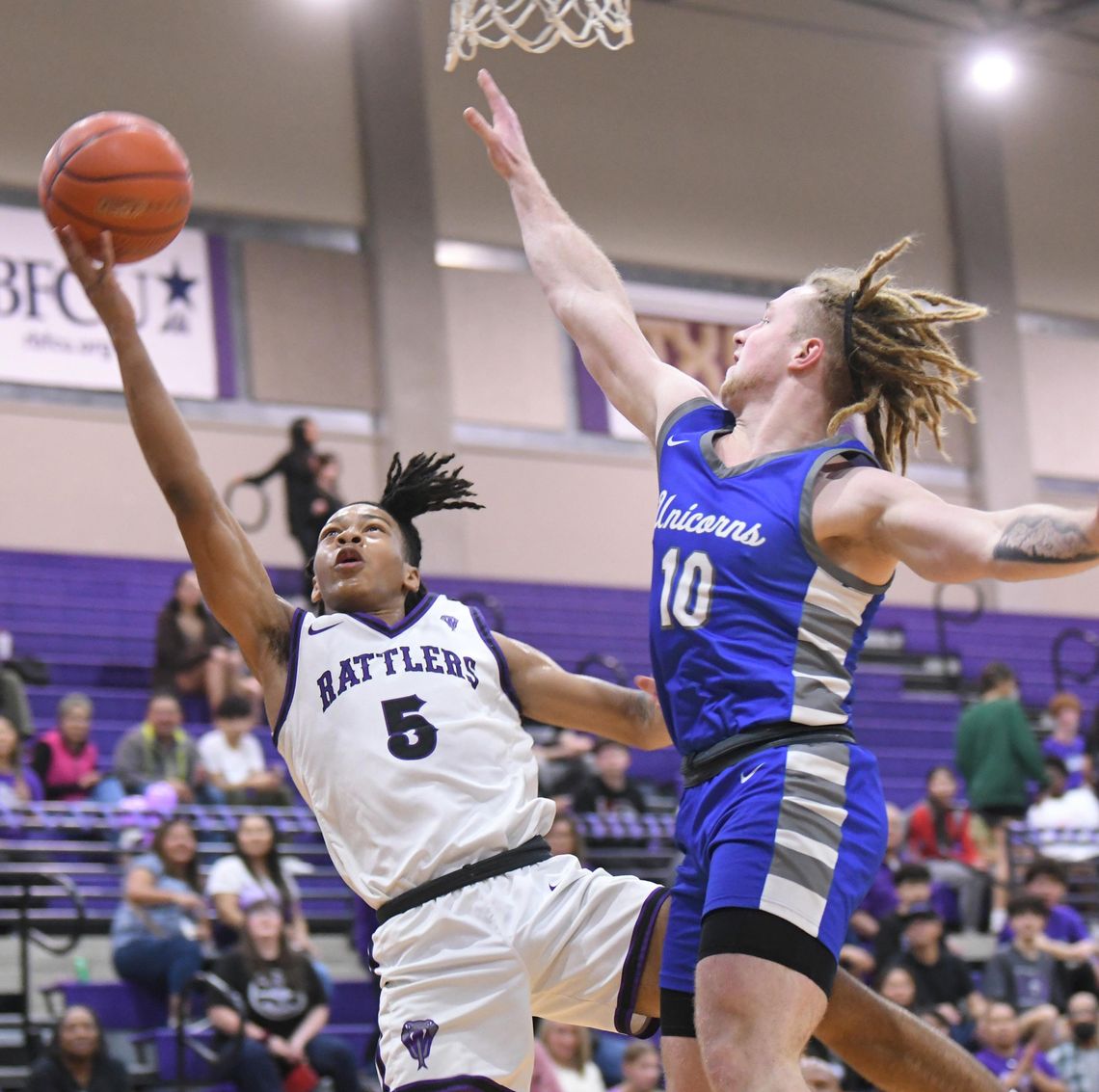 Rattlers fall to New Braunfels on Senior Night in 67-45 defeat