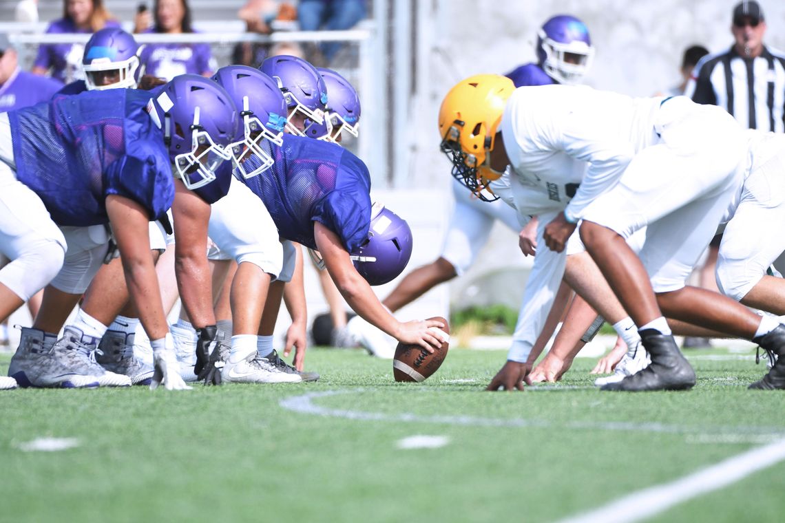 Rattlers scrimmage with SA Holmes