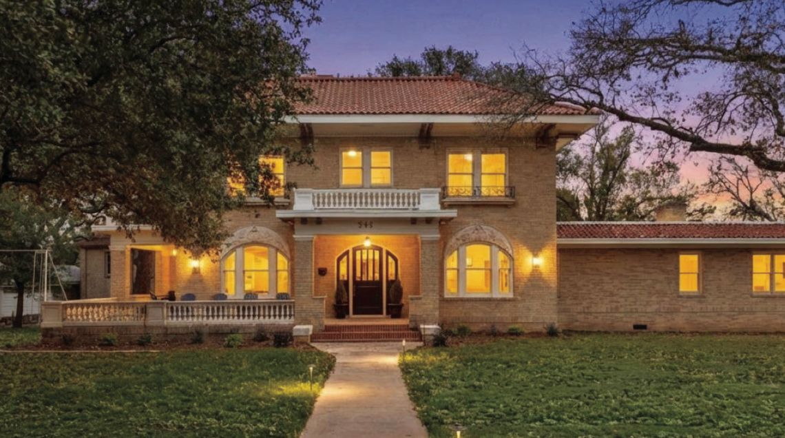 Renaissance Revival at Moore Manor: 545 Hopkins St. Renaissance Revival at Moore Manor: 545 Hopkins St.