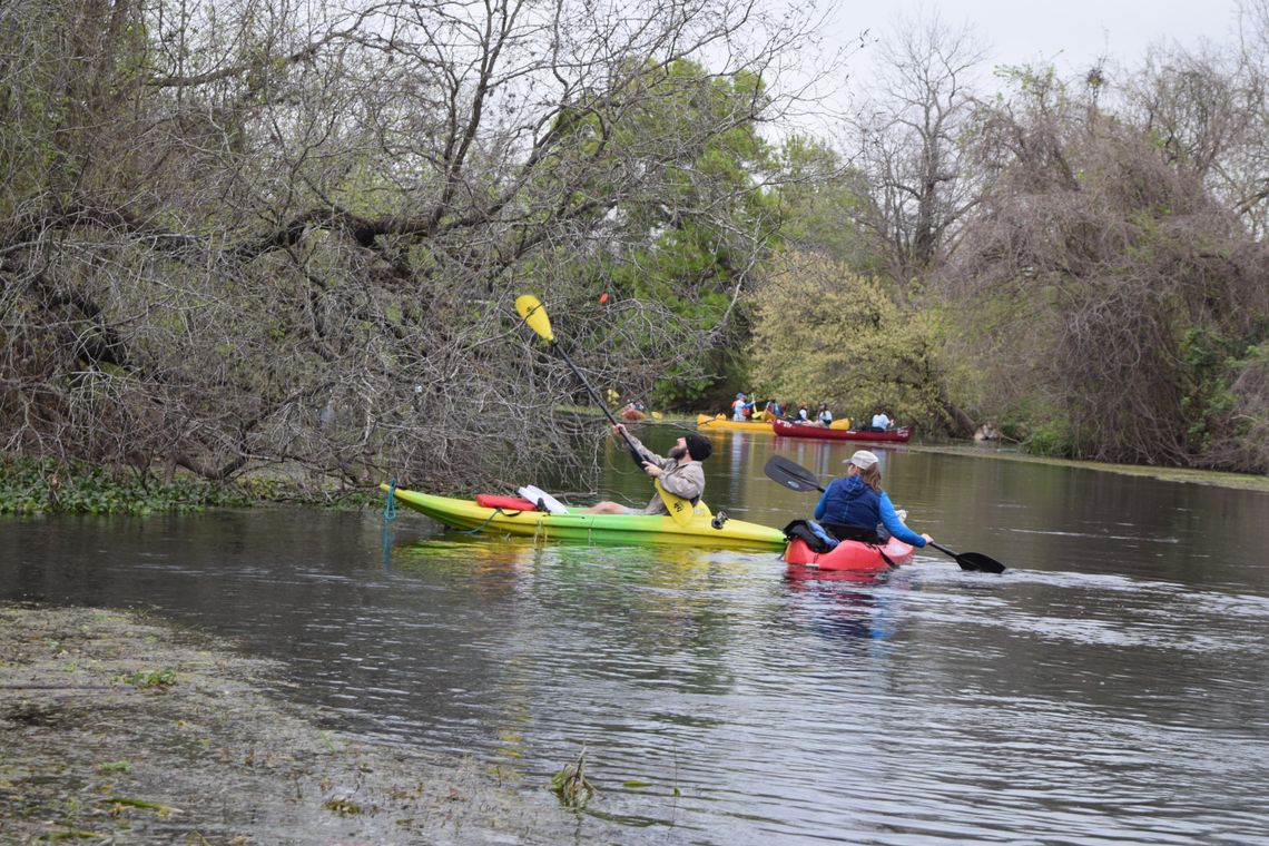 River cleanup rounds up trash