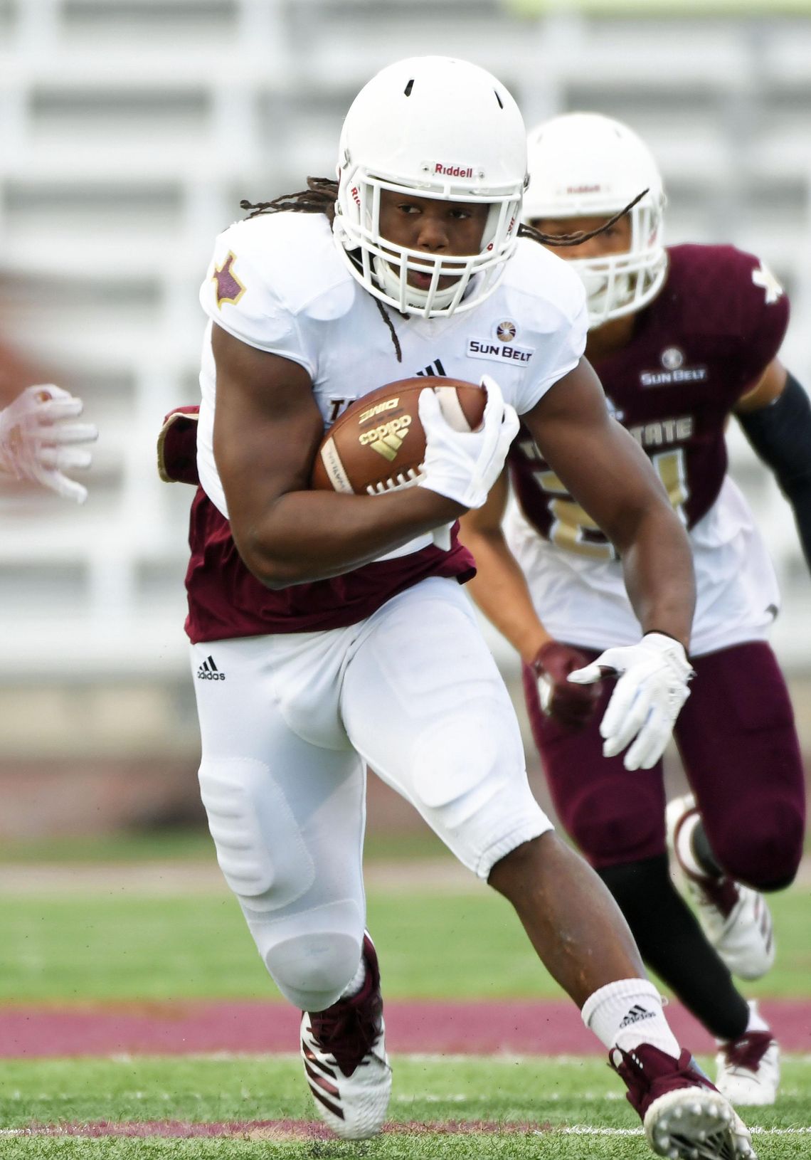 Running backs make strong impression at Maroon & Gold Spring Game