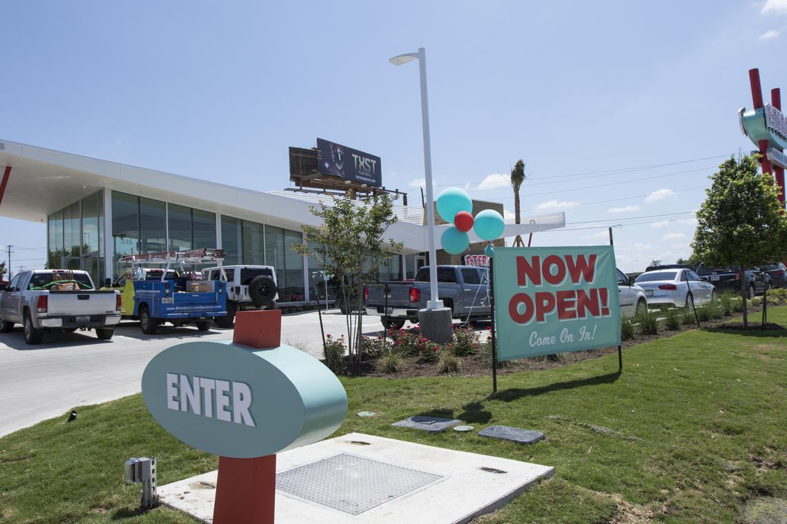 San Marcans flock to P. Terry’s during first day of business