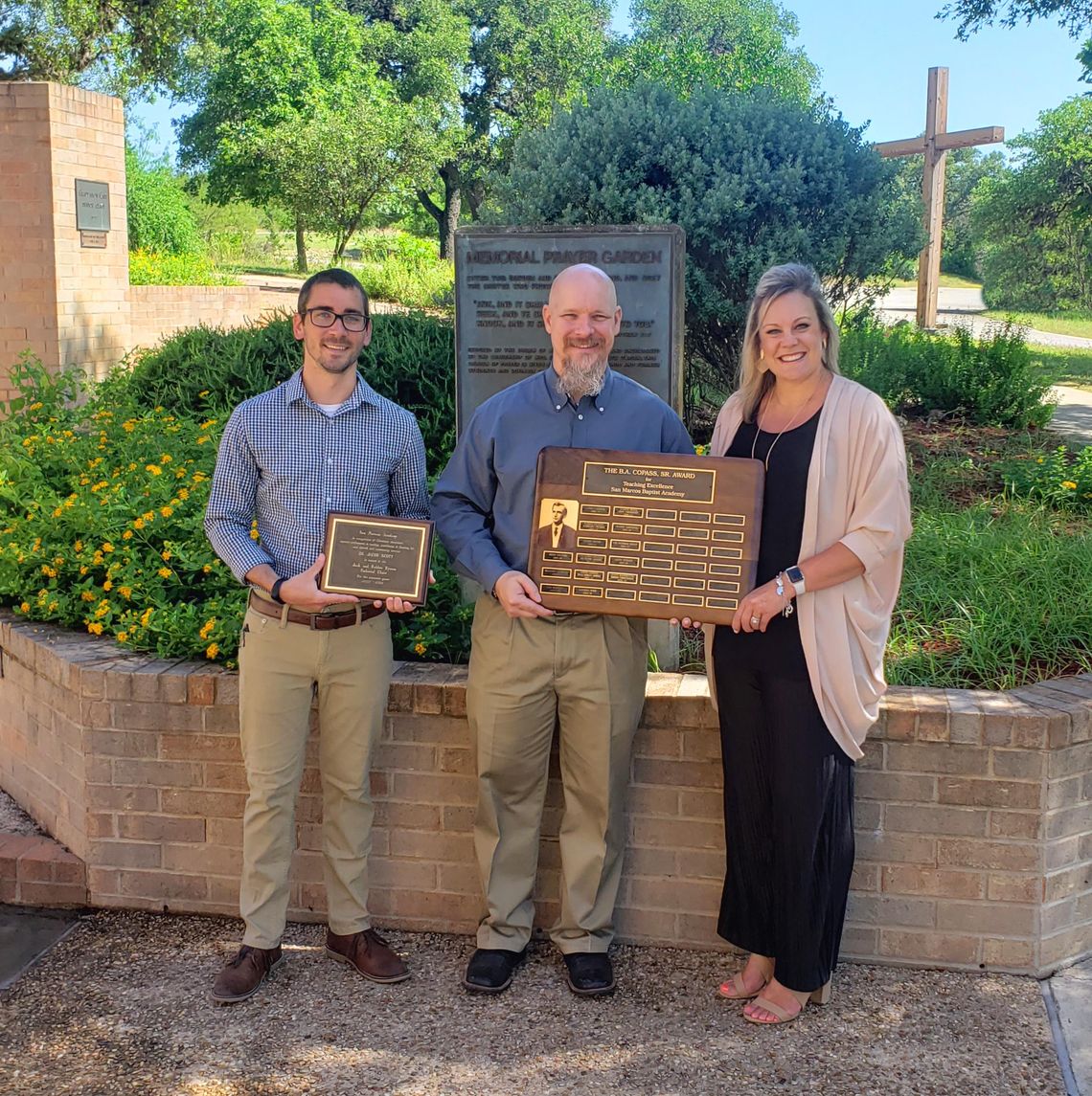 San Marcos Academy presents faculty, staff awards