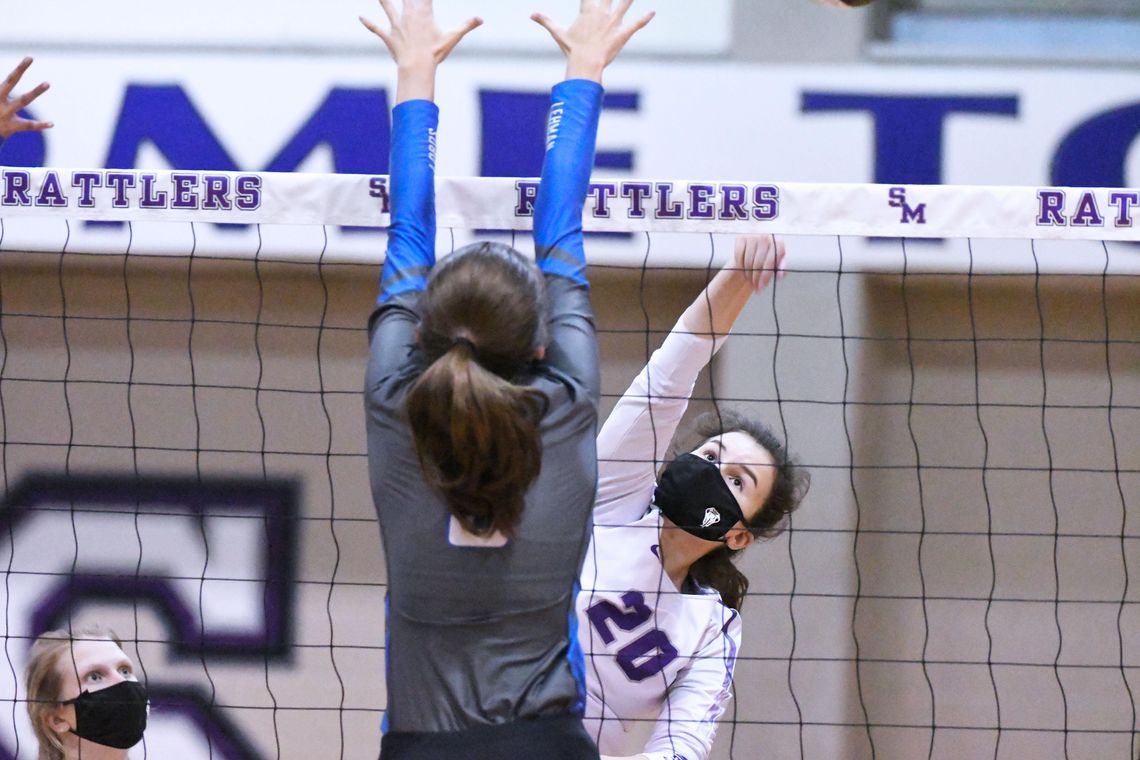 San Marcos clinches playoff berth with sweep over Del Valle