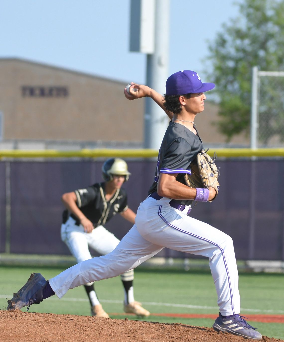 San Marcos clinches series against Schertz Clemens