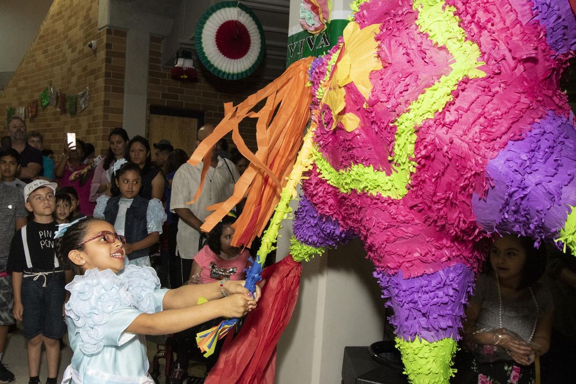 San Marcos High School celebrates Cinco de Mayo