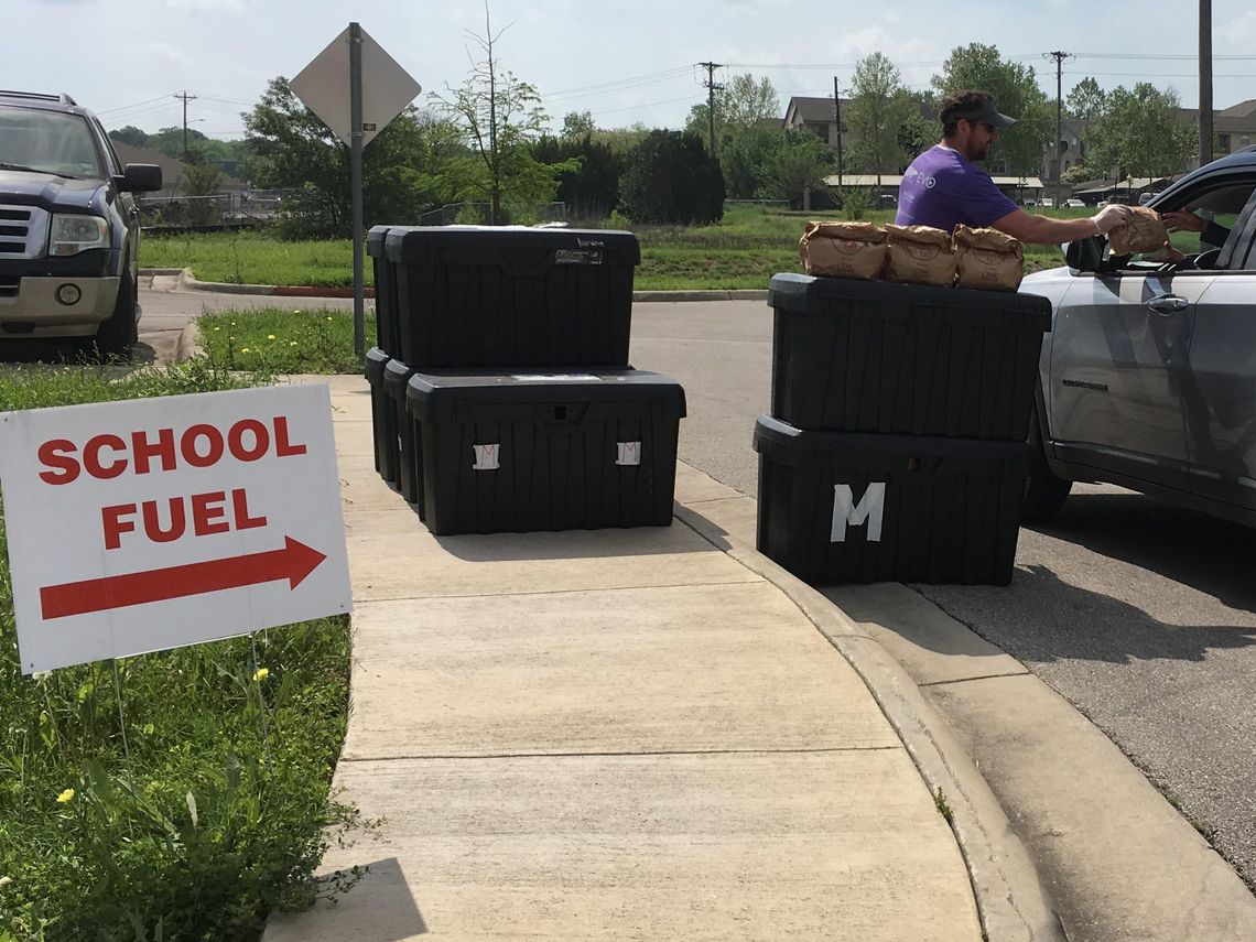 School Fuel provides meals for SMCISD students during school closure