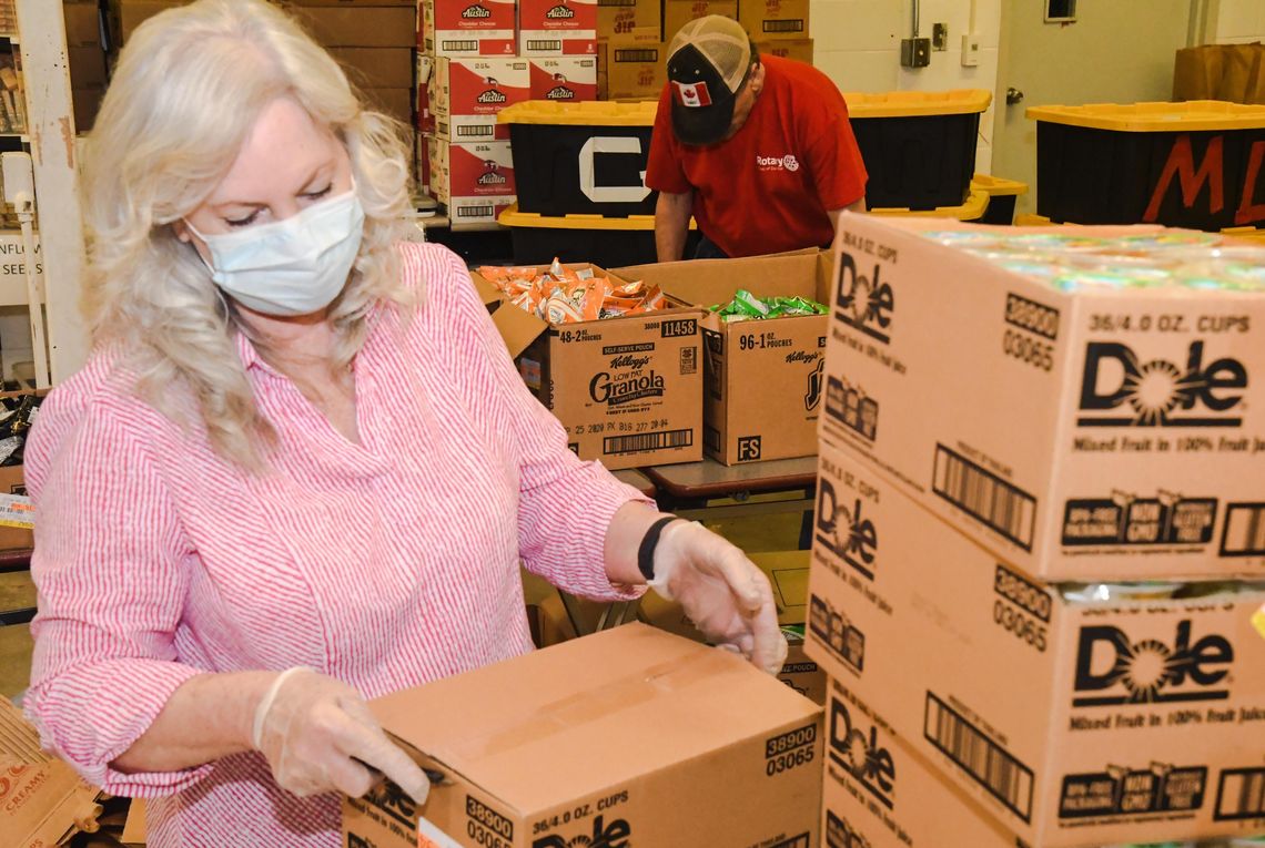 School Fuel volunteers help feed students