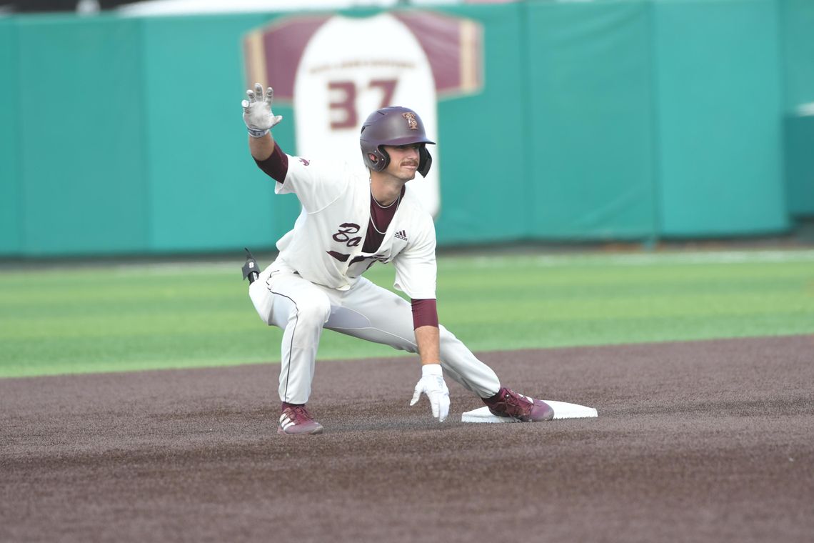 Shuffield breaks triples record, leads Bobcats to sweep of Trojans