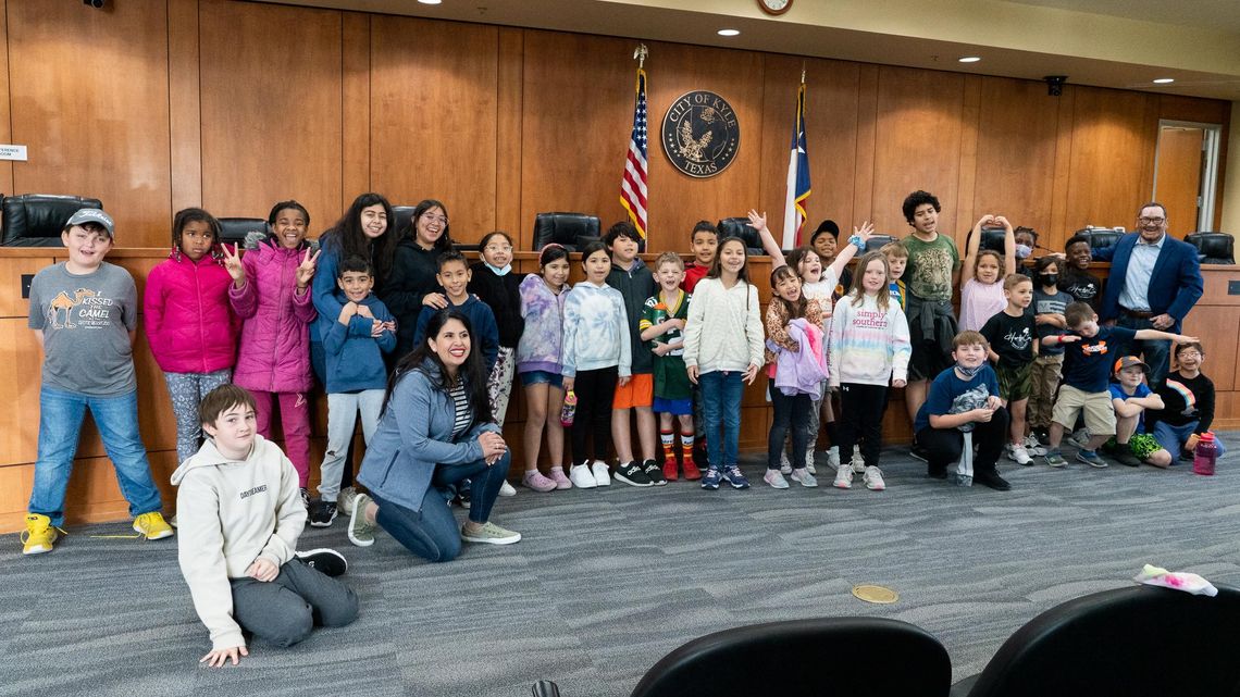 Spring Break campers in Kyle get taste of local government Spring Break campers in Kyle get taste of local government