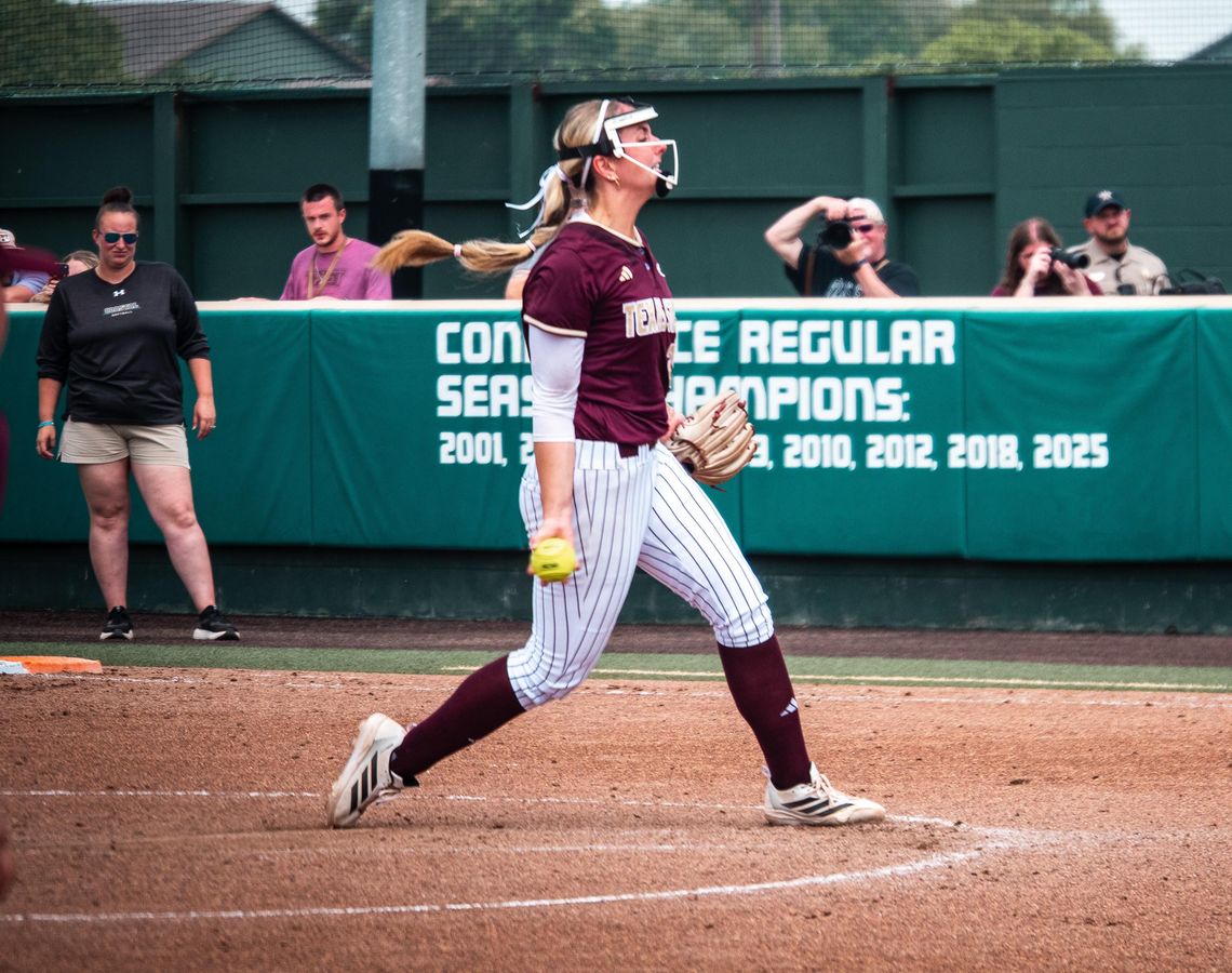 Strood throws shutout in Bobcats win over Coastal