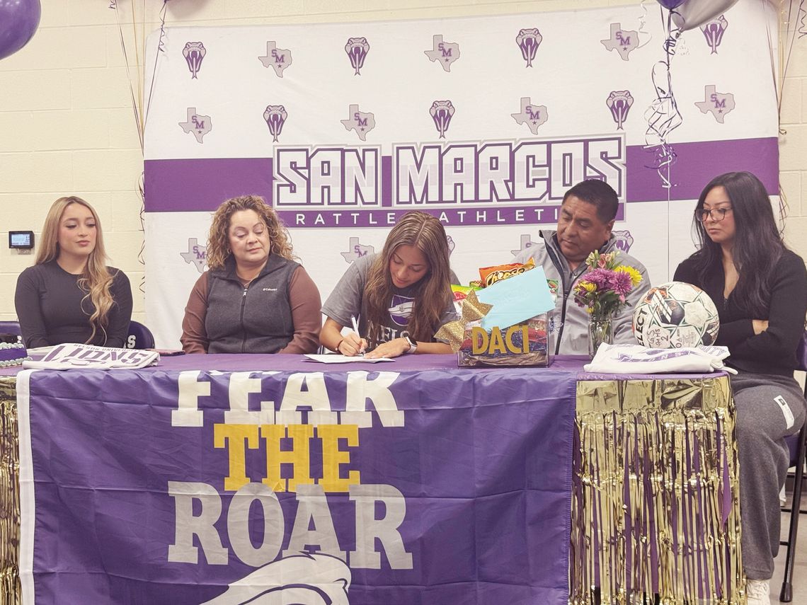 Suarez following family tradition, signs to play at Nelson Suarez following family tradition, signs to play at Nelson