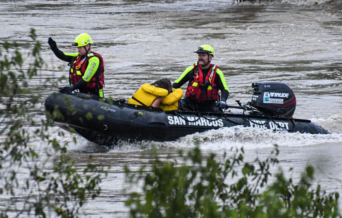 SWIFT WATER RESCUE: San Marcos Fire Department, STAR Flight crews rescue 8 from flood water after heavy rainfall