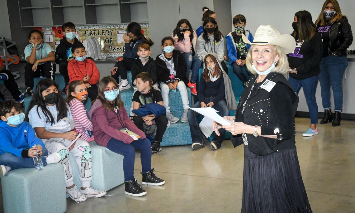 TALKING TEXAS: 'Li'l Tex Visits the Alamo' author visits with Rodriguez Elementary students TALKING TEXAS: 'Li'l Tex Visits the Alamo' author visits with Rodriguez Elementary students