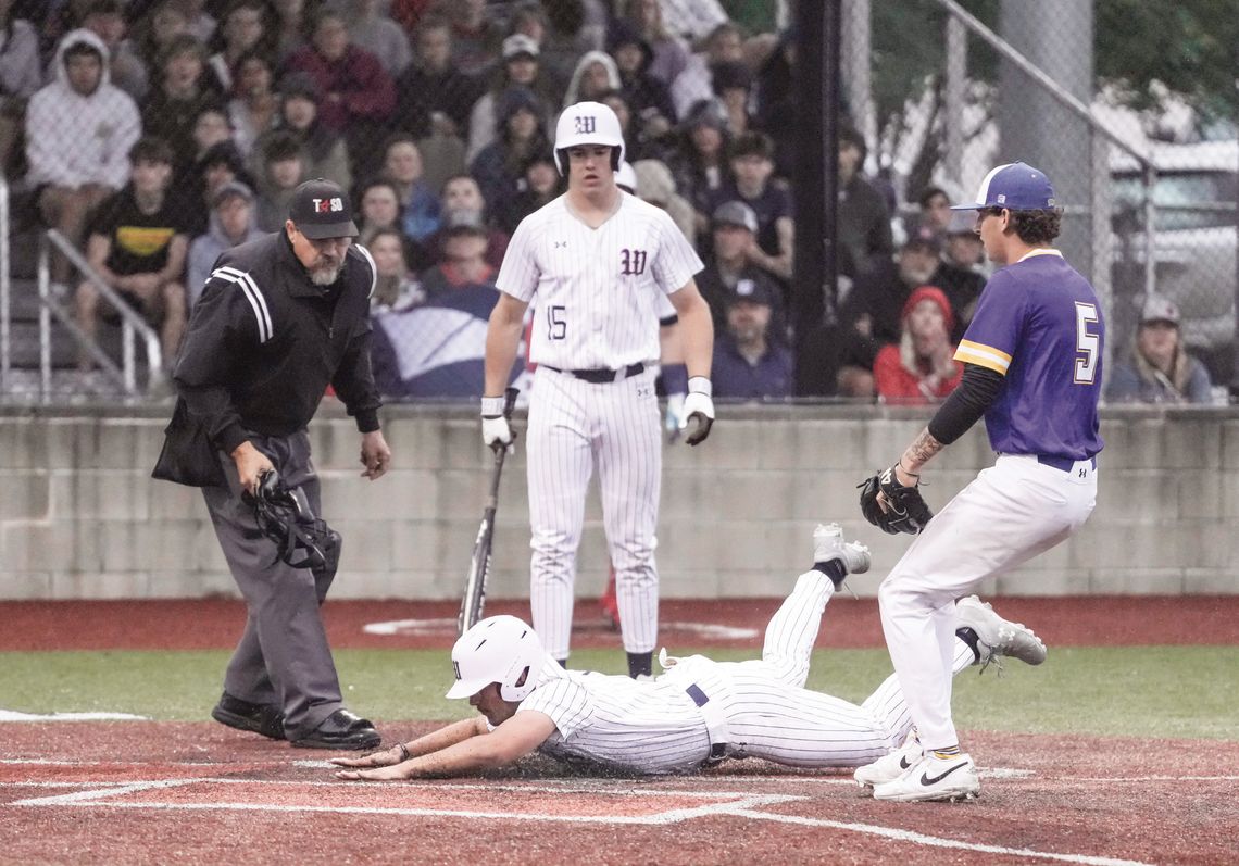 Texans take down Sweeny, advance to first Regional Final since 2000 Texans take down Sweeny, advance to first Regional Final since 2000