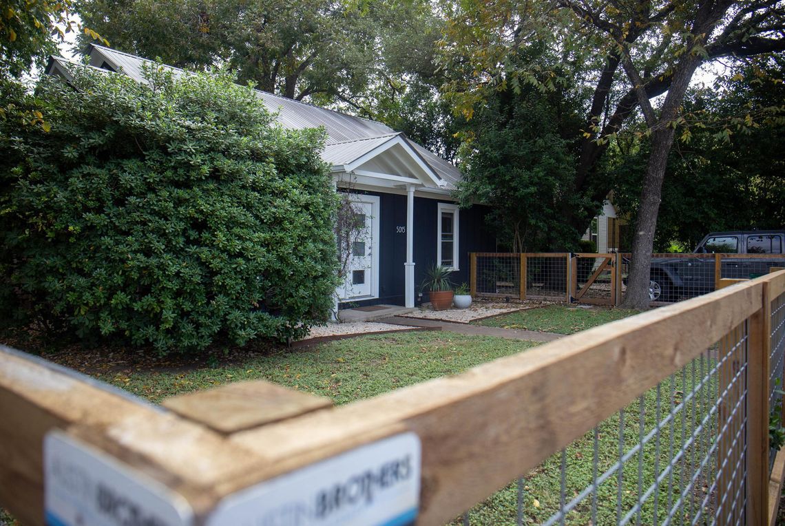 Texas extends rental assistance program designed to avoid evictions until March 15 Texas extends rental assistance program designed to avoid evictions until March 15