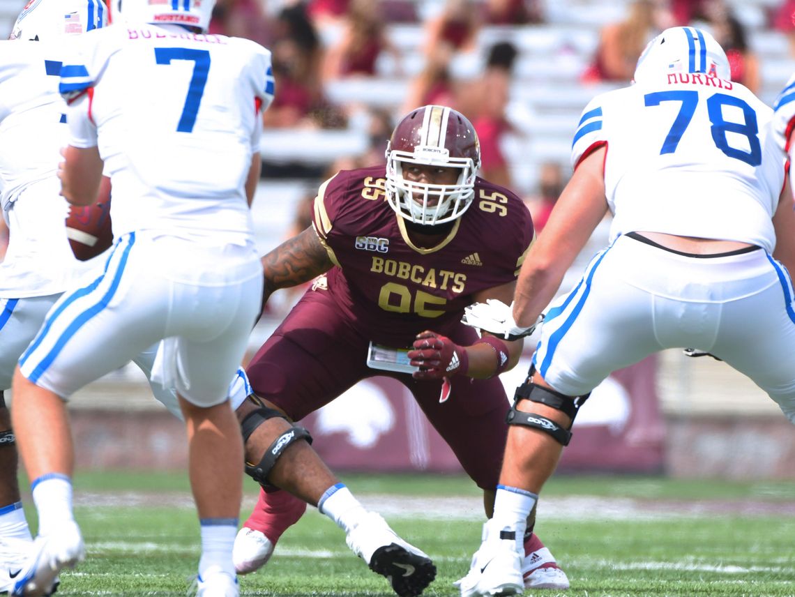 Texas State edged out at South Alabama, 30-20