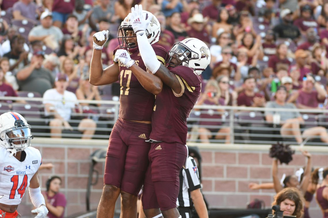 Texas State handles Huskies, shuts out HCU 34-0