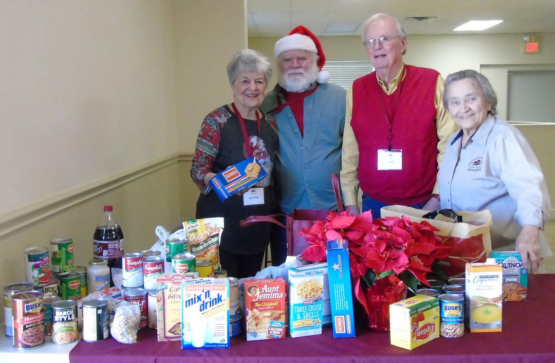 Texas State Retired Faculty and Staff Association donates to Hays County Food Bank