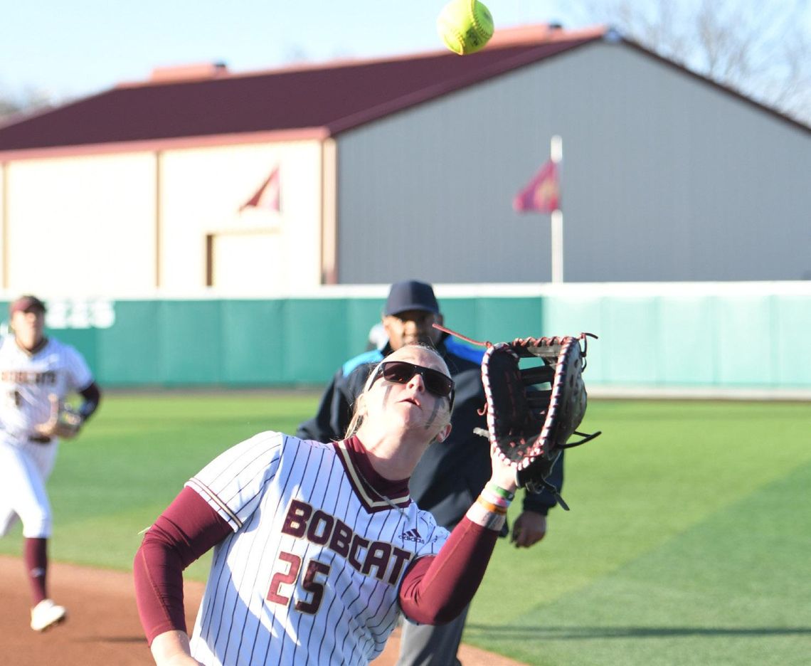 Texas State stays on top at Owl Classic