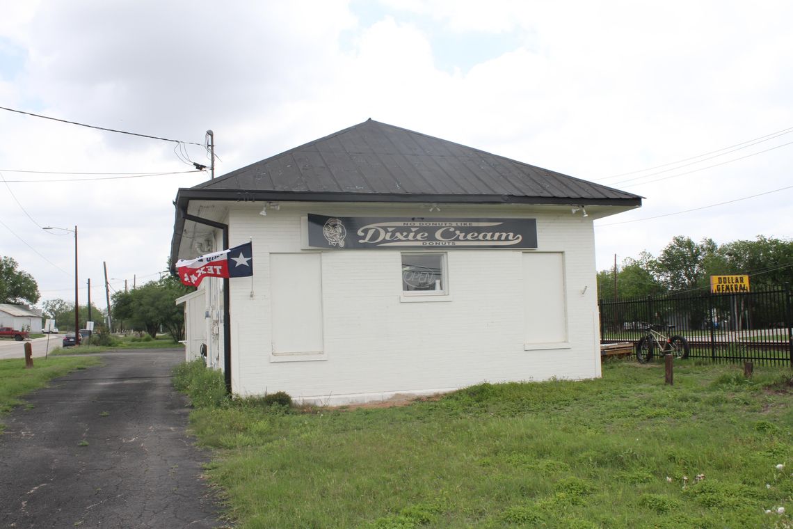 THE DIXIE CREAM DIVIDE