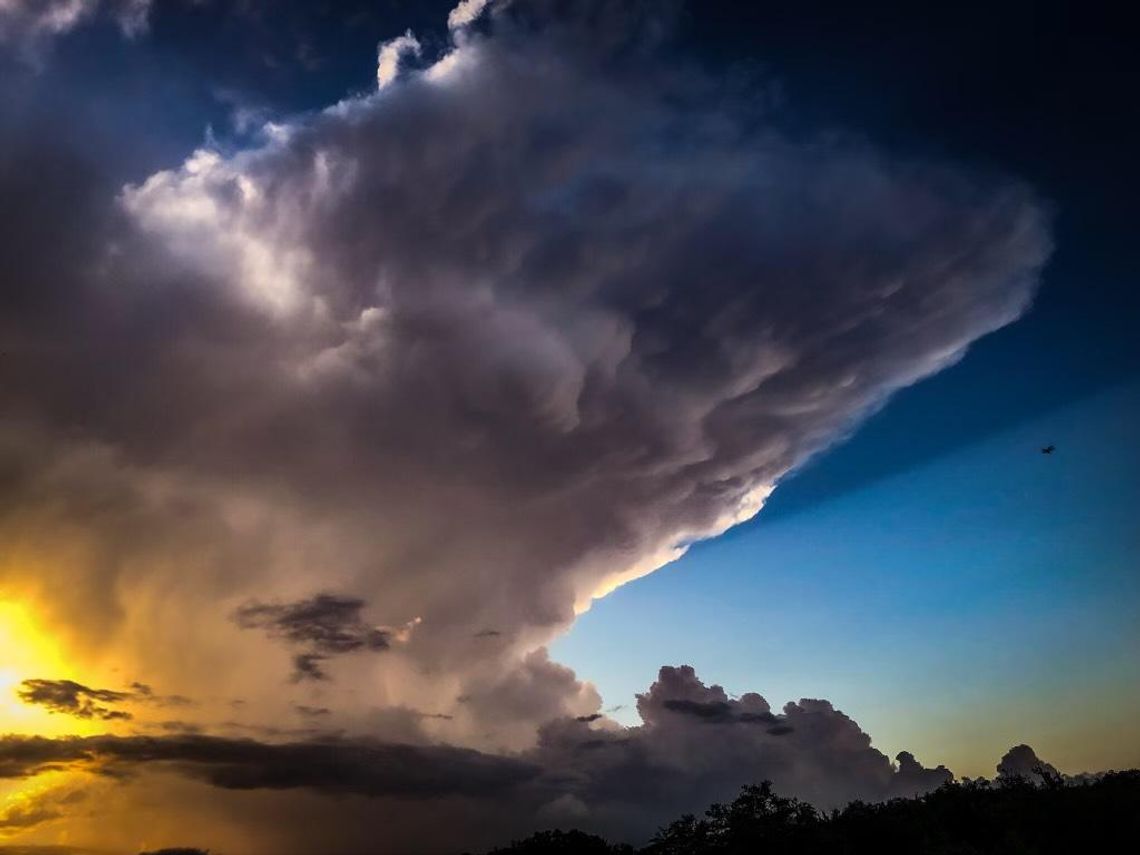 THUNDER ROLLS: Thunderstorms moved into Hays County Wednesday evening