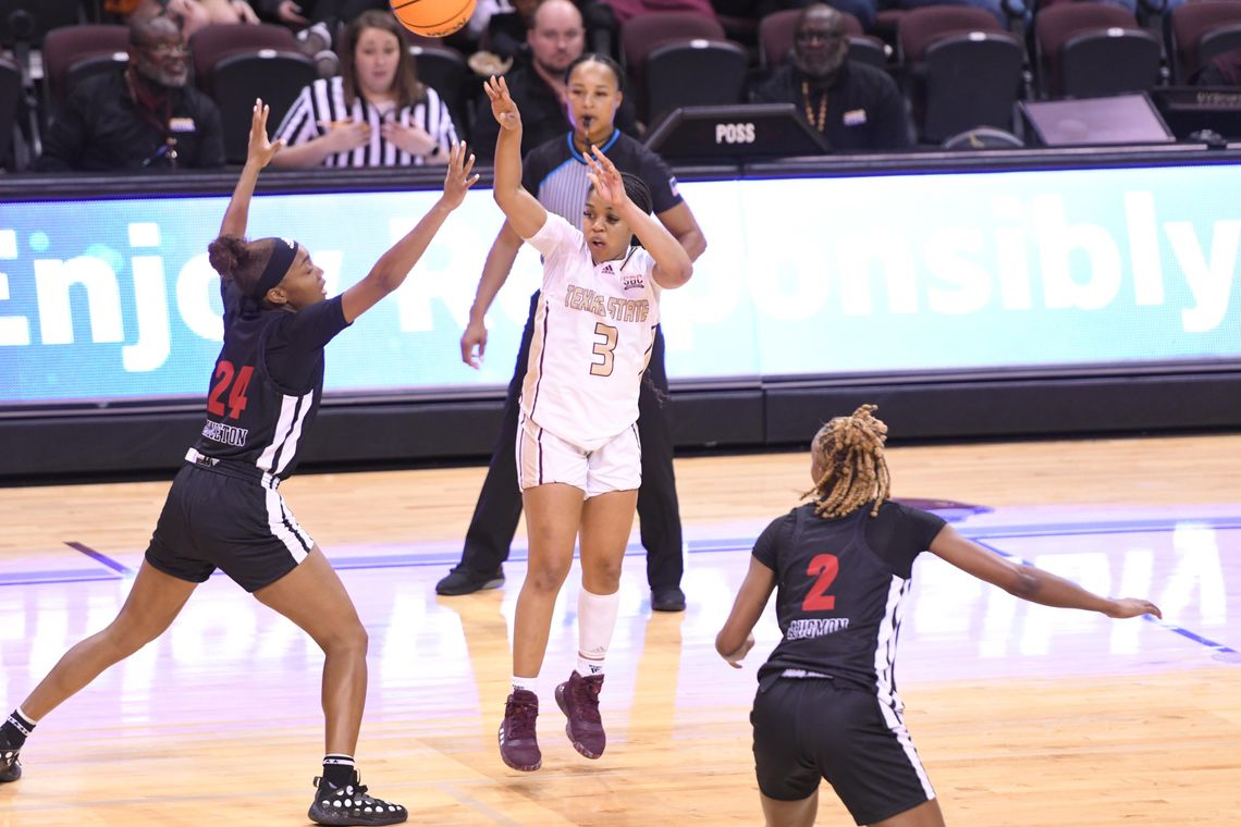 TXST ends homestand with win over Arkansas State