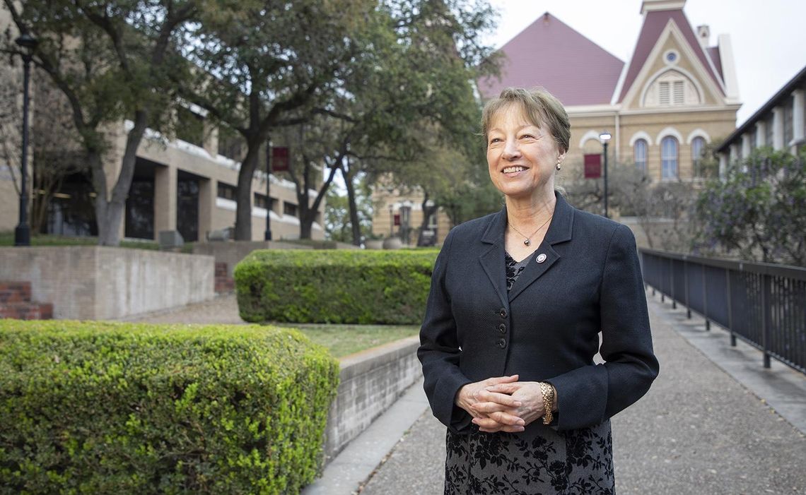 TXST President Denise Trauth announces retirement 