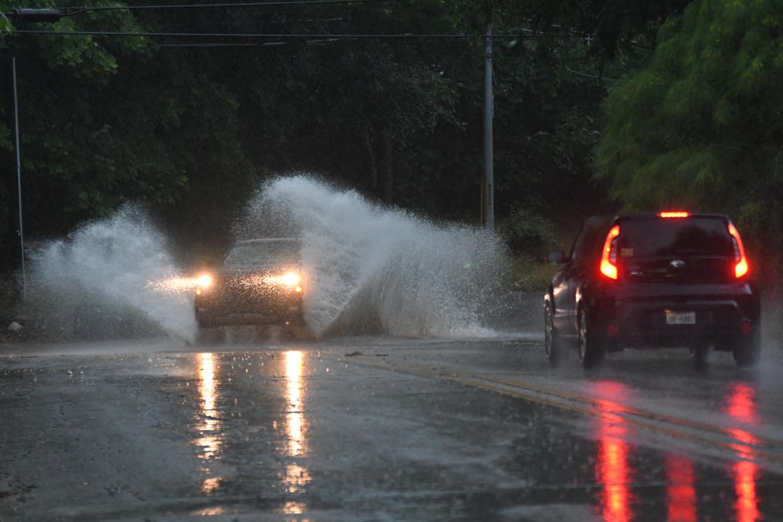 Wet weekend expected: NWS forecasts storms Friday evening, early Saturday 