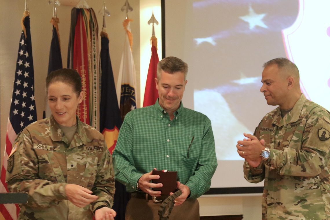 Wimberley man named Volunteer of the Year for work in Puerto Rico