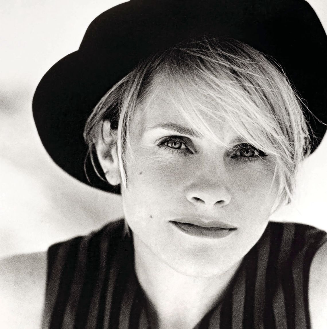 Wittliff opens exhibit of Shawn Colvin’s archives