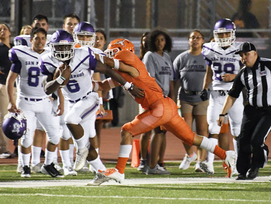 San Marcos  High School vs Laredo United Longhorns 9-13-18 - Takai Madgett